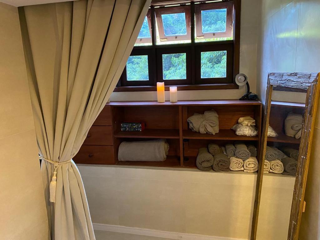 Recanto De Itaipava - Casa Com Forno De Pizza A Lenha, Churrasqueira, Pet Friendly, Equipada Para Ate 6 Pessoas, Em Meio A Natureza E Proxima Ao Centro Do Bairro Petropolis  Bagian luar foto